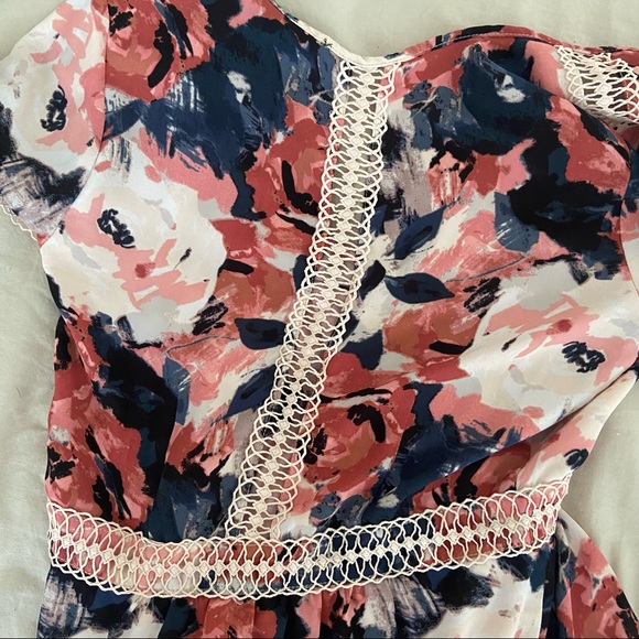 Short Sleeve Mini Dress - Picture 6 of 9